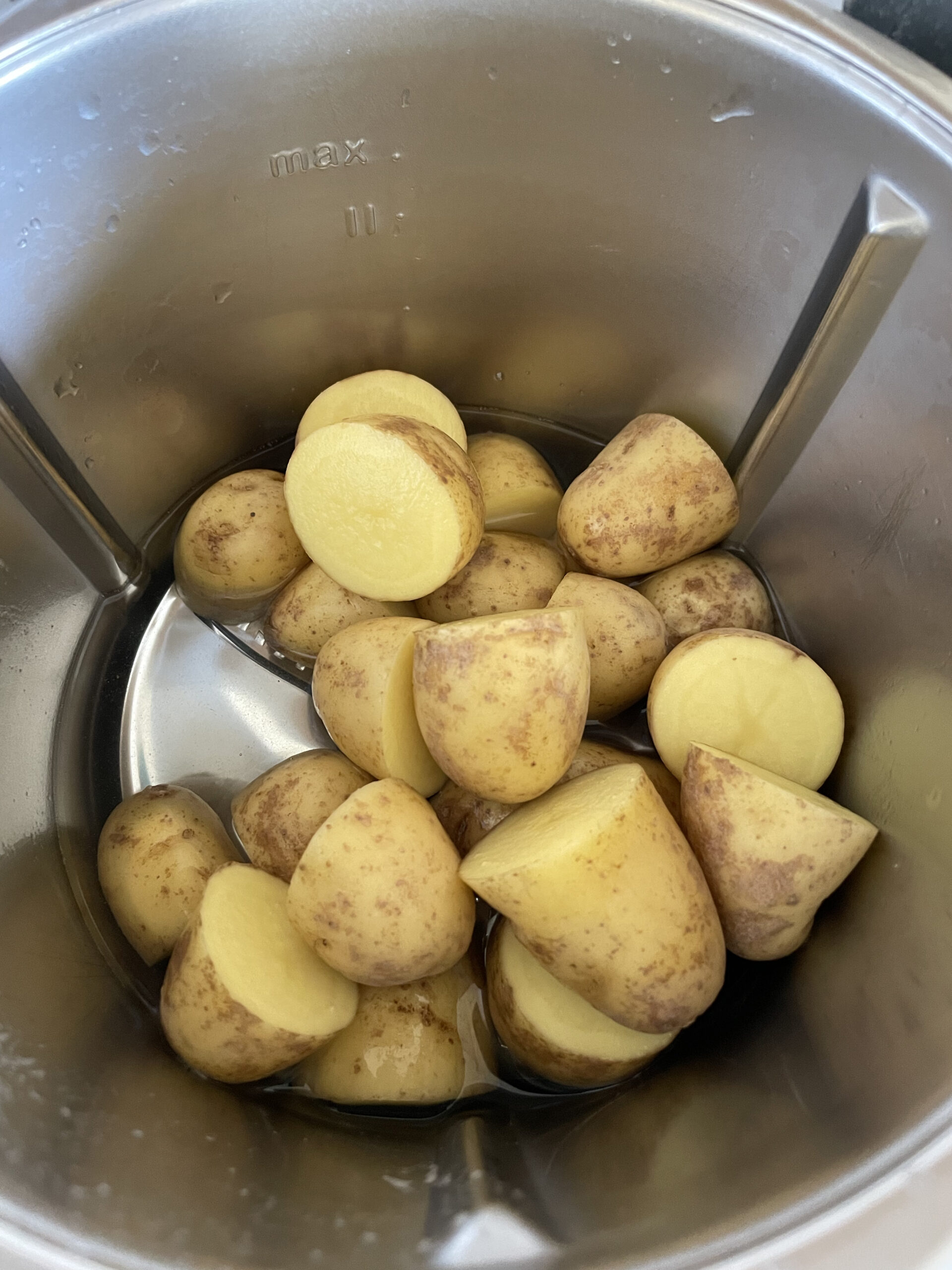 The new Thermomix blade cover and peeler have some to give away My