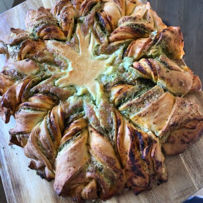 Thermomix Pesto star bread